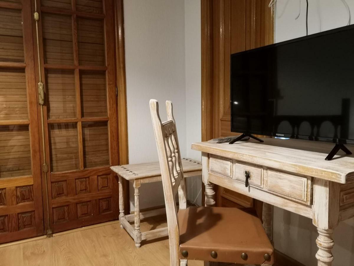 בסריל דה לה סיירה Hostal Becerril מראה חיצוני תמונה