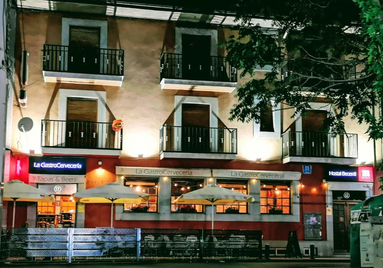 בסריל דה לה סיירה Hostal Becerril מראה חיצוני תמונה